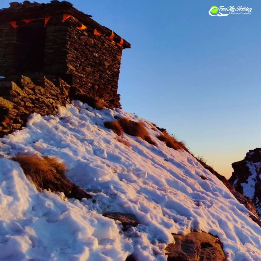 tunganth chandrashila trek from delhi